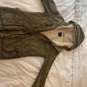 Aritzia Trooper Utility Jacket W/ Teddy Lining